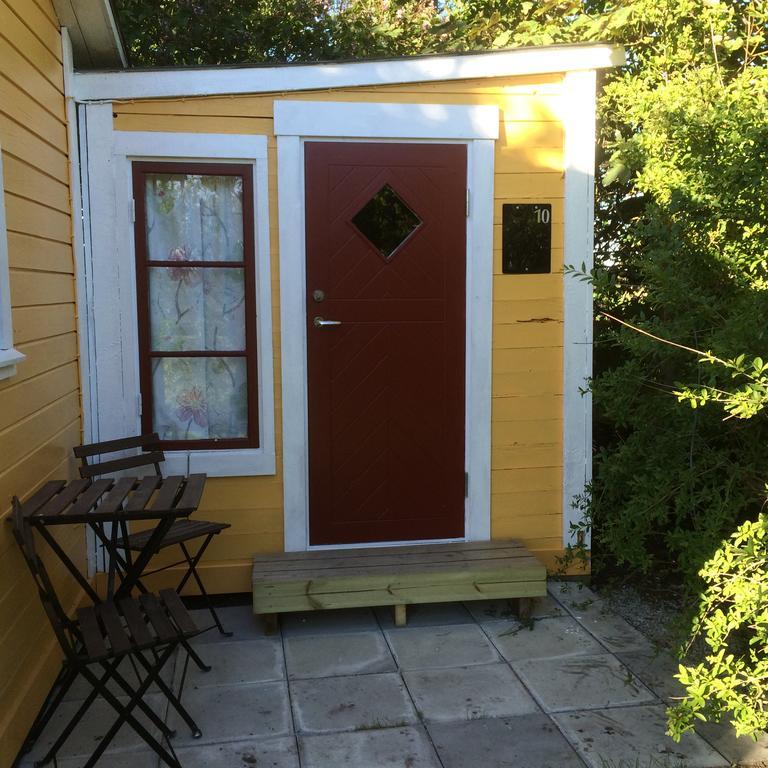 Aenggarde B&B Huse Exterior photo